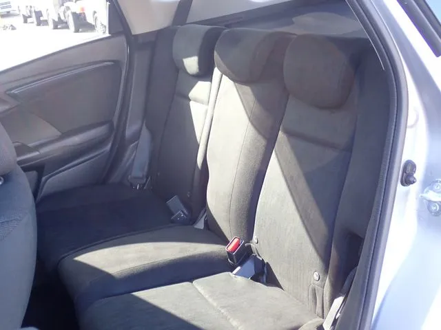 シャトル ハイブリッド(ホンダ)の車両写真