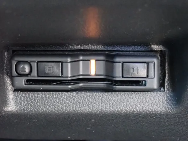 シャトル ハイブリッド(ホンダ)の車両写真