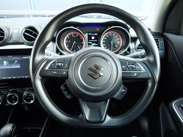 スイフト(スズキ)の車両写真
