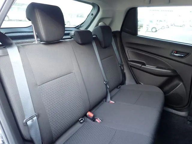 スイフト(スズキ)の車両写真