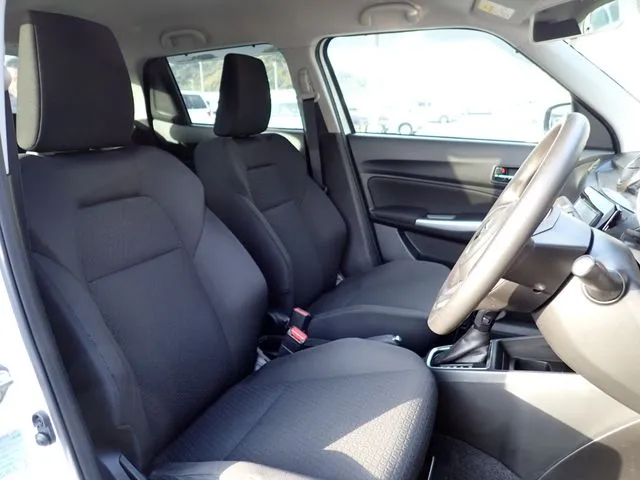 スイフト(スズキ)の車両写真