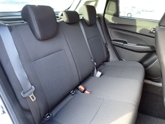 スイフト(スズキ)の車両写真