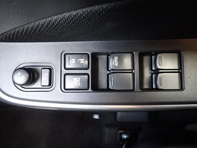 スイフト(スズキ)の車両写真