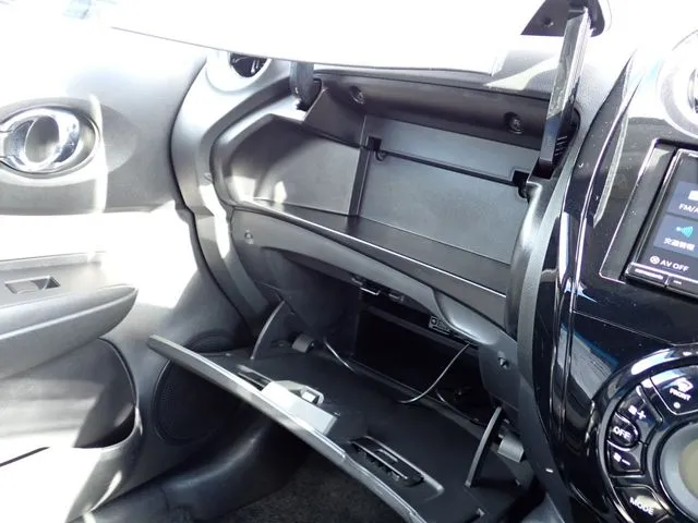 ノート(ニッサン)の車両写真