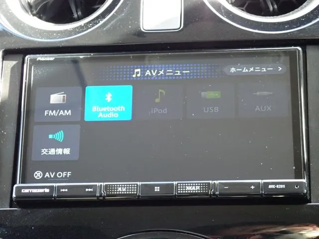 ノート(ニッサン)の車両写真
