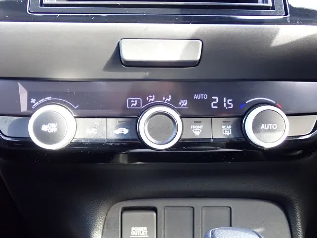 フィット e:HEV(ホンダ)の車両写真