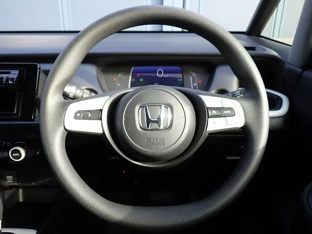 フィット e:HEV(ホンダ)の車両写真