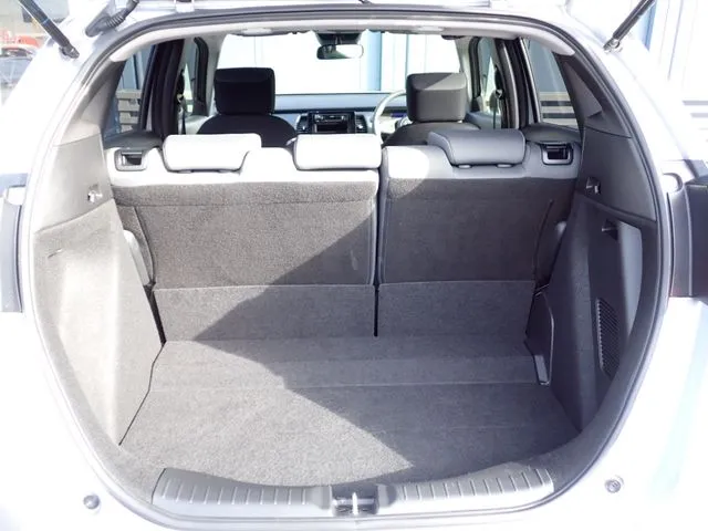 フィット e:HEV(ホンダ)の車両写真