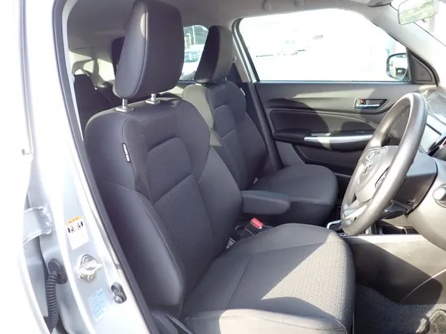 スイフト(スズキ)の車両写真