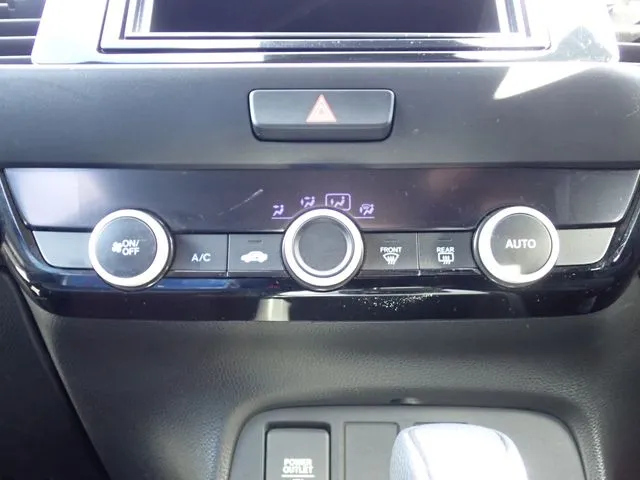 フィット e:HEV(ホンダ)の車両写真