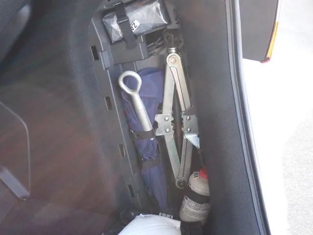 フィット e:HEV(ホンダ)の車両写真