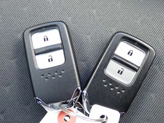 フィット e:HEV(ホンダ)の車両写真