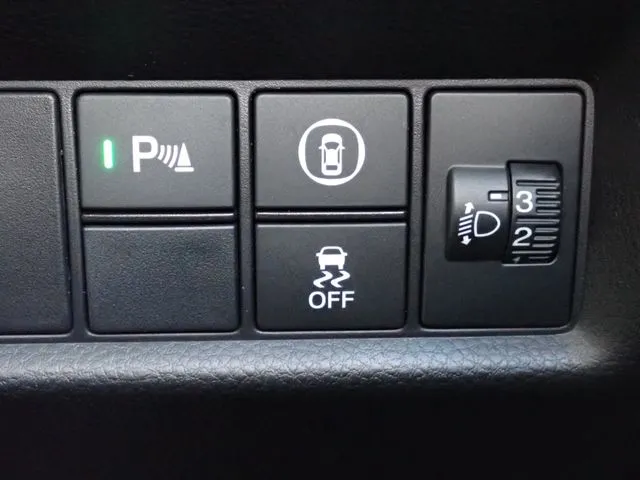 フィット e:HEV(ホンダ)の車両写真