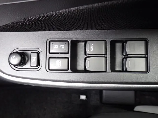 スイフト(スズキ)の車両写真