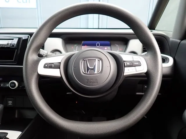 フィット e:HEV(ホンダ)の車両写真