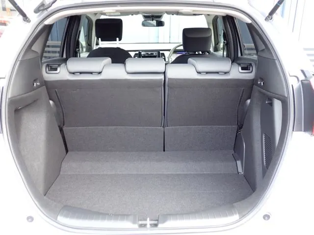 フィット e:HEV(ホンダ)の車両写真