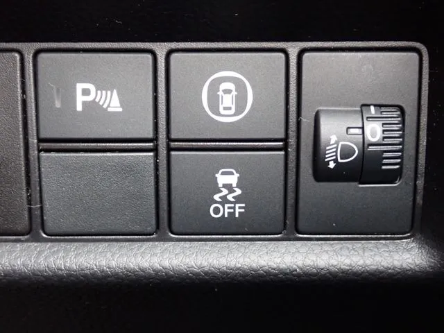 フィット e:HEV(ホンダ)の車両写真