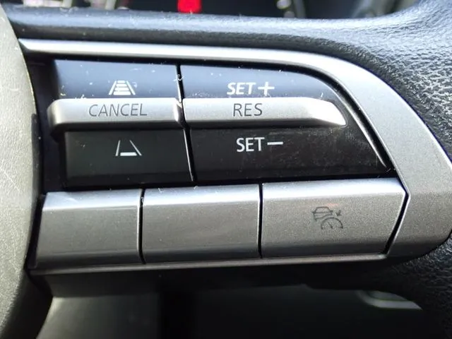 MAZDA3 セダン(マツダ)の車両写真