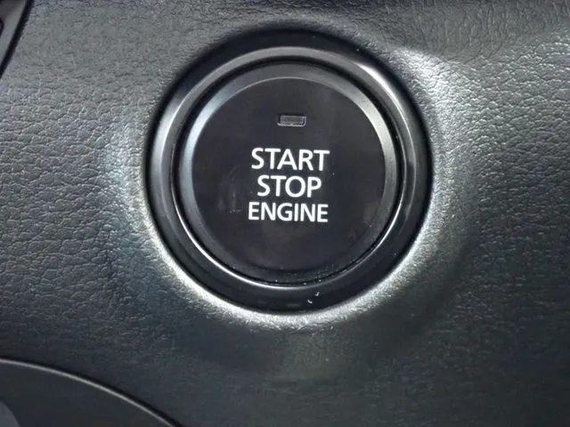 MAZDA3 セダン(マツダ)の車両写真