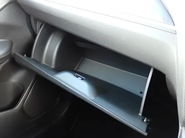 シャトル ハイブリッド(ホンダ)の車両写真