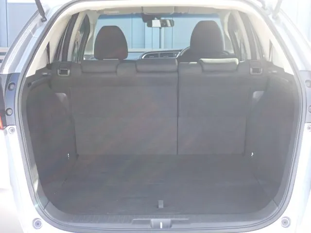 シャトル ハイブリッド(ホンダ)の車両写真