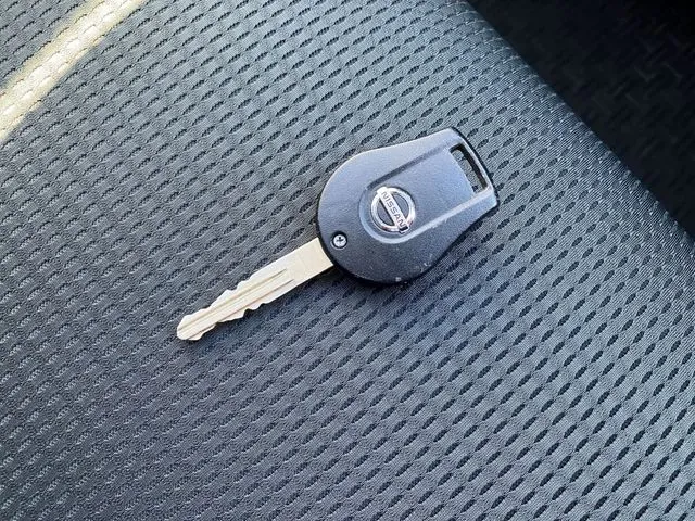 ニッサン　ＮＶ１５０　ＡＤ　２ＷＤ