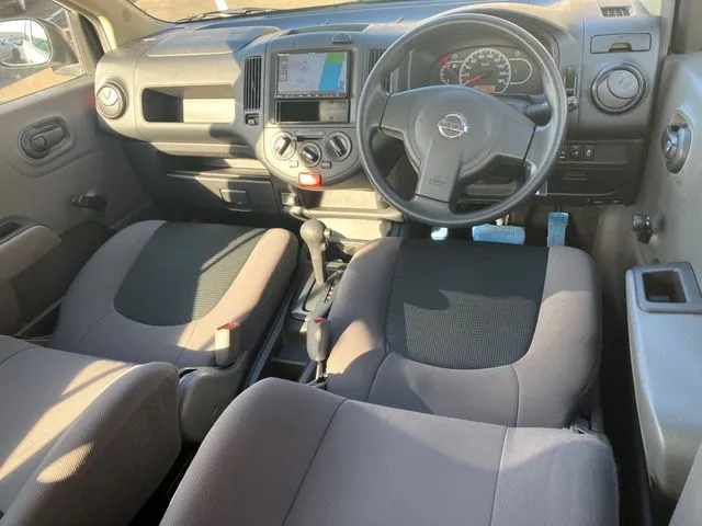 ニッサン　ＮＶ１５０　ＡＤ　２ＷＤ