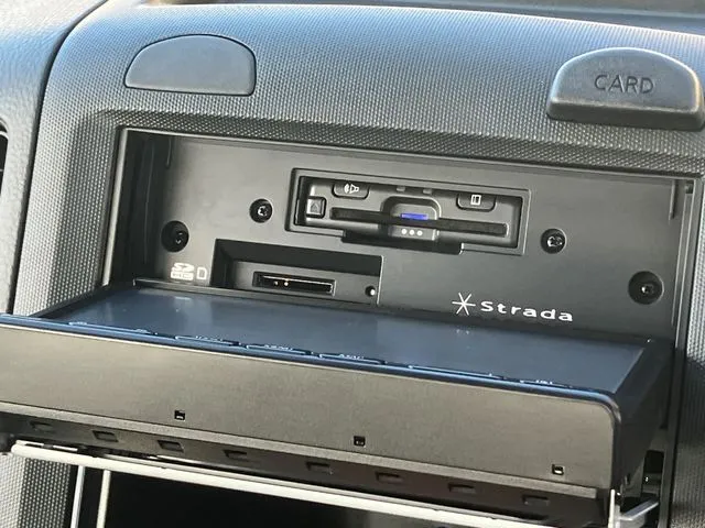 ニッサン　ＮＶ１５０　ＡＤ　２ＷＤ