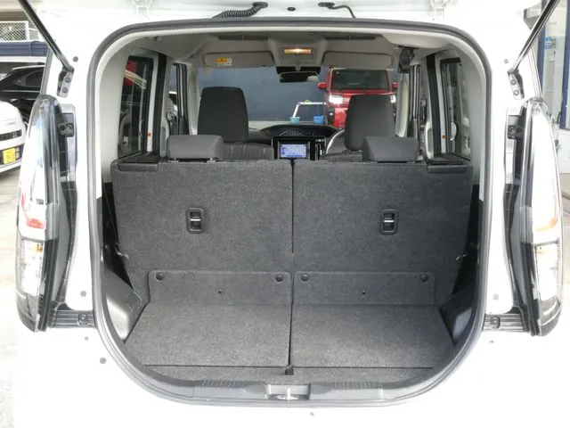 デリカ　Ｄ：２　２ＷＤ（ミツビシ）の車両写真