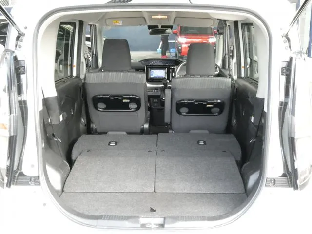 デリカ　Ｄ：２　２ＷＤ（ミツビシ）の車両写真