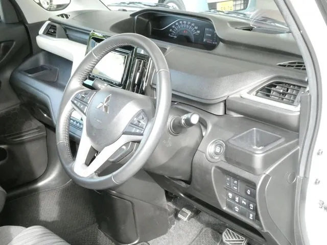 デリカ　Ｄ：２　２ＷＤ（ミツビシ）の車両写真