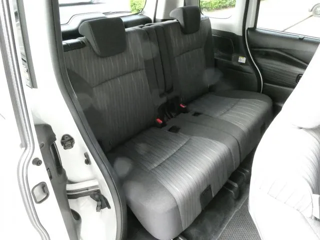 デリカ　Ｄ：２　２ＷＤ（ミツビシ）の車両写真