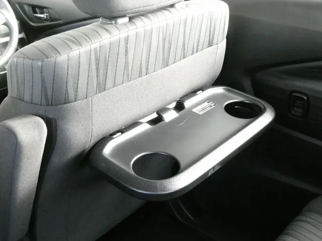 デリカ　Ｄ：２　２ＷＤ（ミツビシ）の車両写真