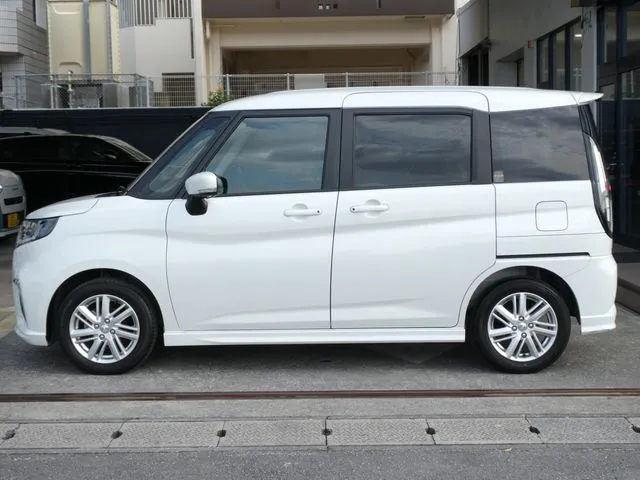 デリカ　Ｄ：２　２ＷＤ（ミツビシ）の車両写真