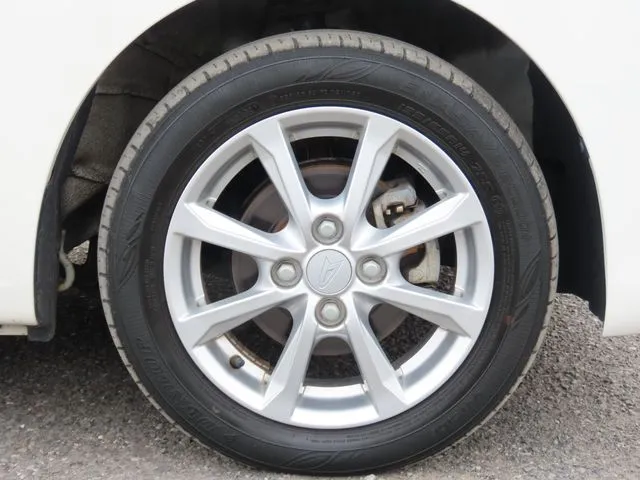 ダイハツ　ムーヴ　４ＷＤ