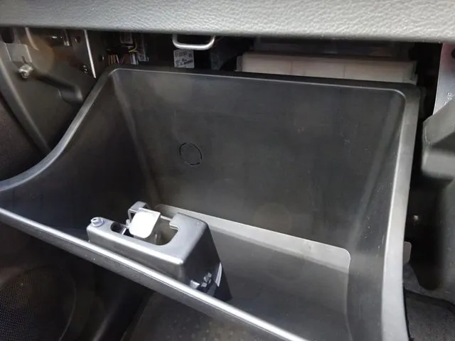 アルト 4WD(スズキ)の車両写真