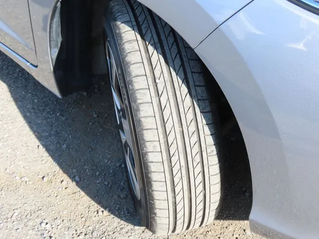 ホンダ　フィット　ハイブリッド