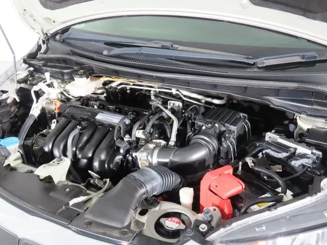 ホンダ　フィット　ハイブリッド