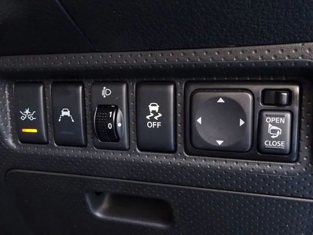 NV150 AD 2WD(ニッサン)の車両写真