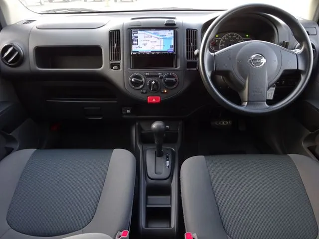 NV150 AD 2WD(ニッサン)の車両写真