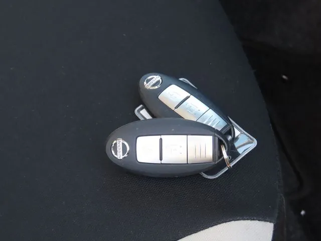 ニッサン　ノート