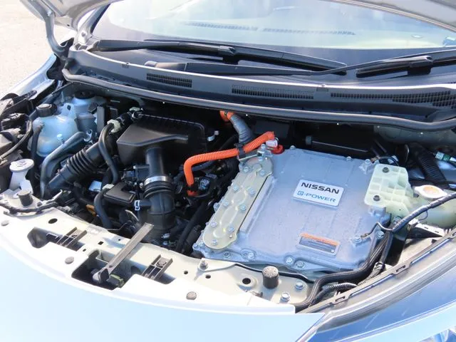 ニッサン　ノート