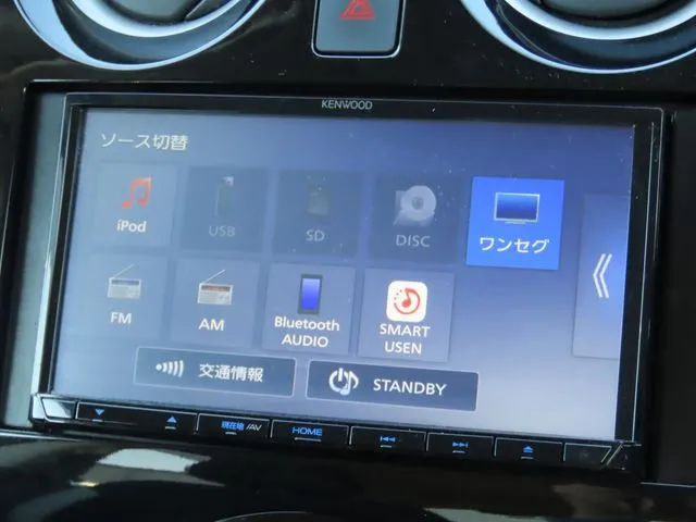 ニッサン　ノート