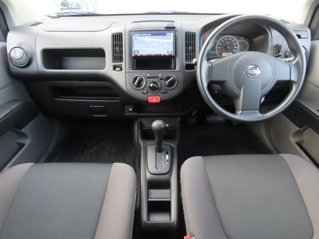 ニッサン　ＮＶ１５０　ＡＤ　２ＷＤ