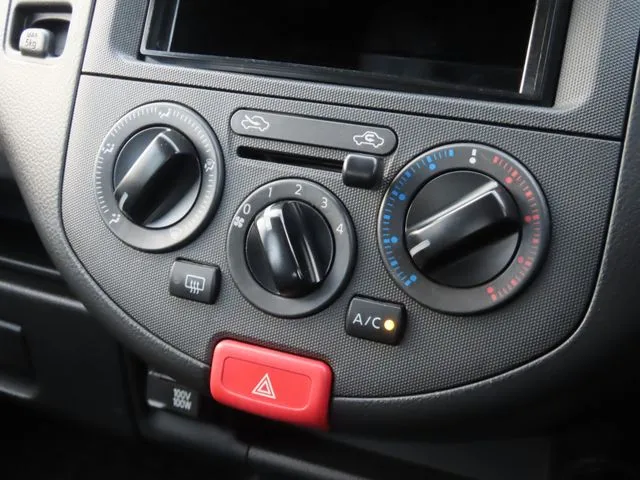 ニッサン　ＮＶ１５０　ＡＤ　２ＷＤ