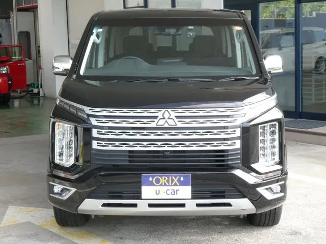 デリカ D:5 4WD(ミツビシ)の車両写真