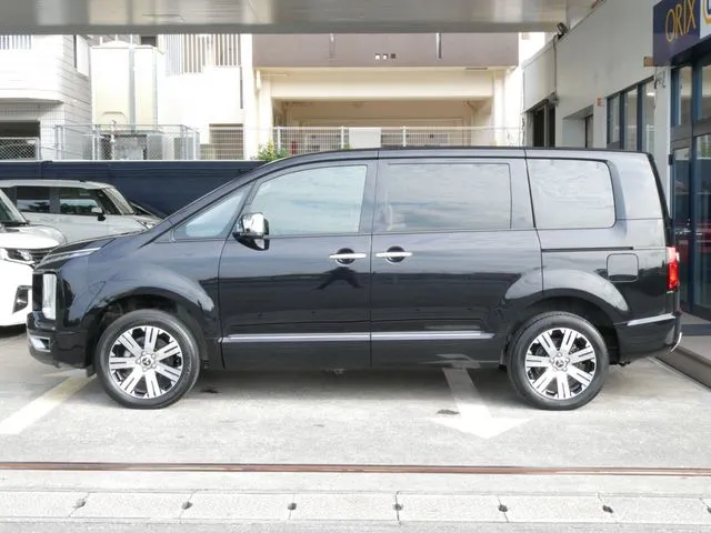 デリカ D:5 4WD(ミツビシ)の車両写真