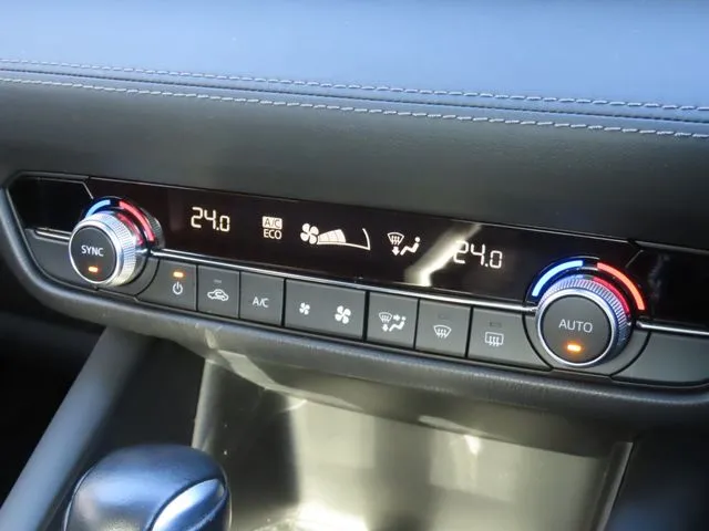 MAZDA6 セダン(マツダ)の車両写真