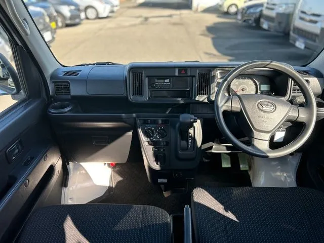 ハイゼットカーゴ（ダイハツ）の車両写真