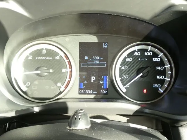 デリカ D:5 4WD(ミツビシ)の車両写真